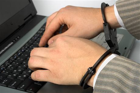 MEV2e7ce4_shutterstock_10251751